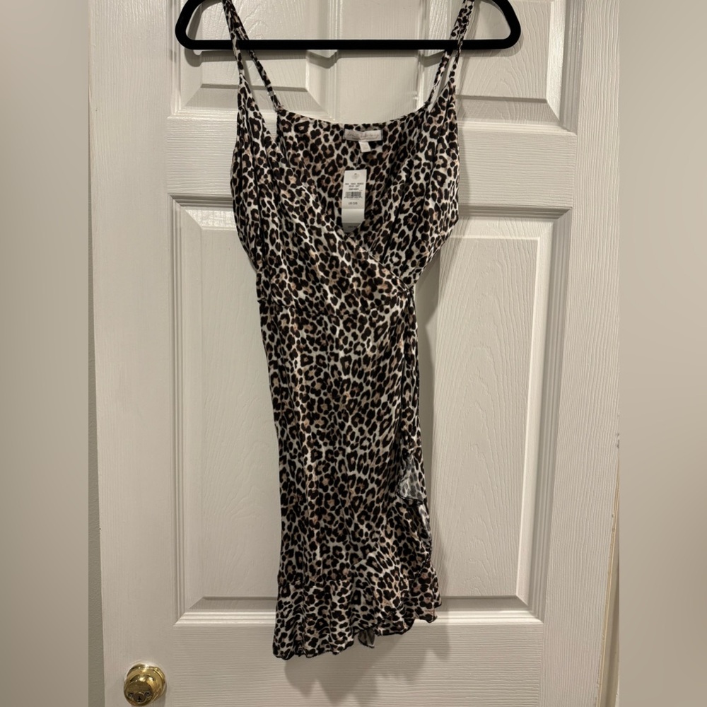 American Eagle leopard print wrap around dress